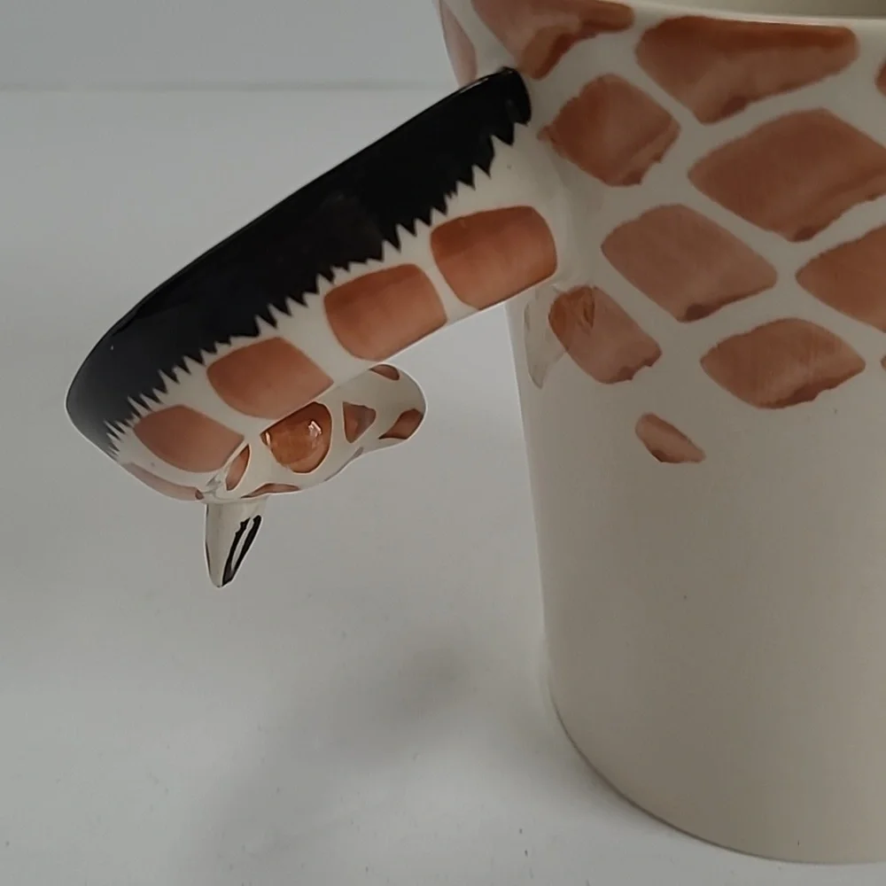 Pier 1 Giraffe mug